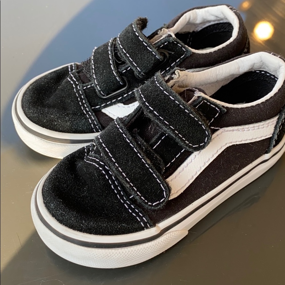 Toddler black vans